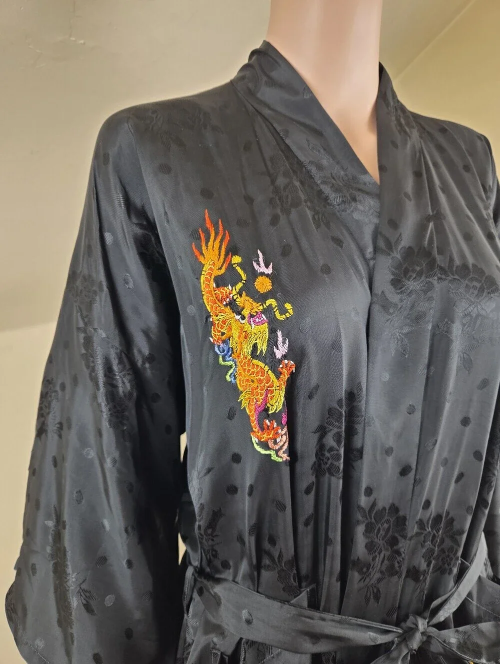 Golden Bee‎ Black Dragon Embroidered Rayon Kimono Robe Sz L Floral Jacquard Long